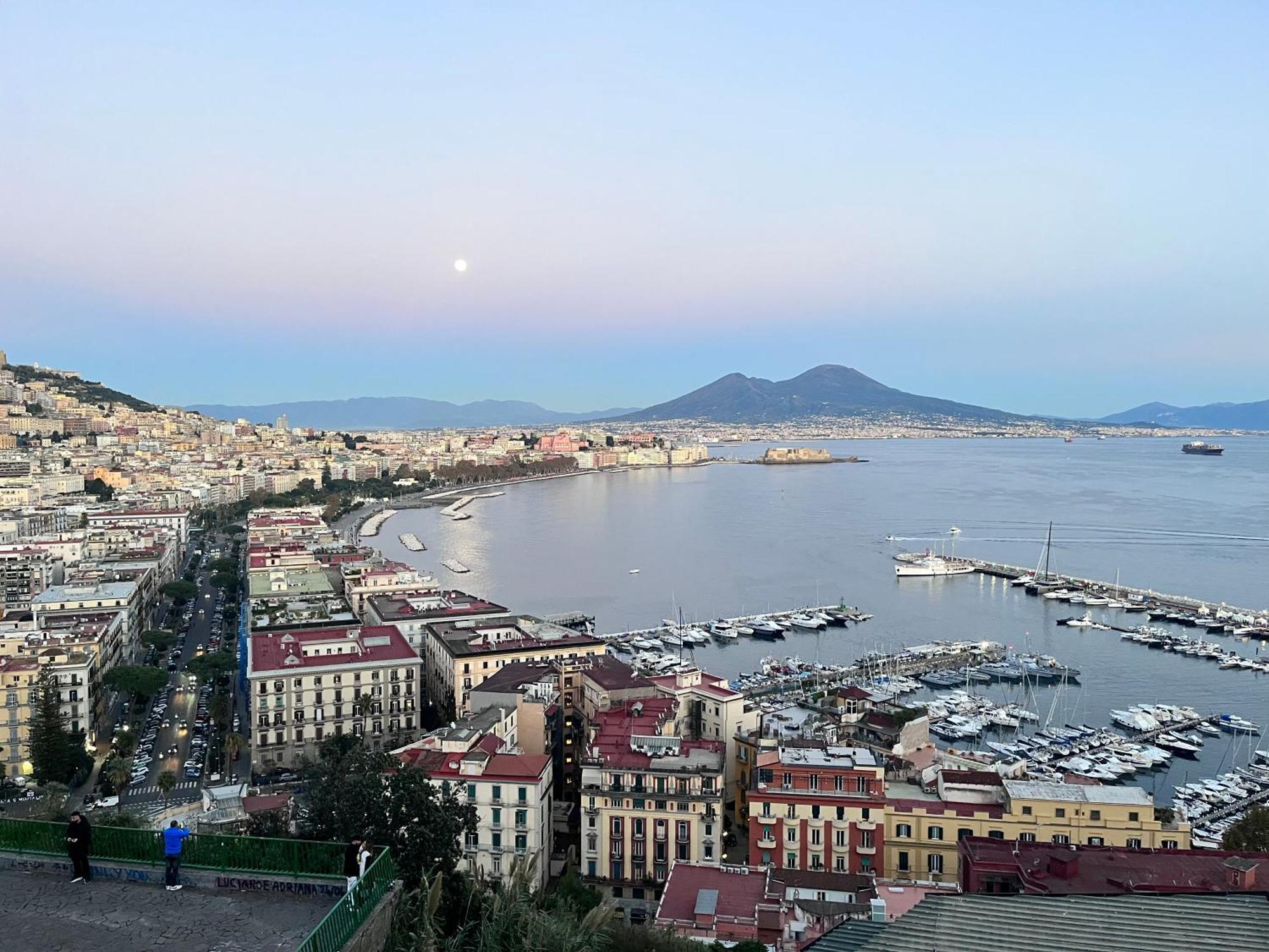 Cuore Di Napoli Centro Exterior foto